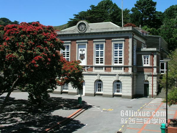 ôՈmW