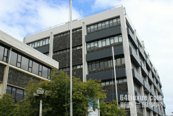 mW(xu)W(xu)